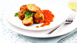 Albóndigas al curri con verduras