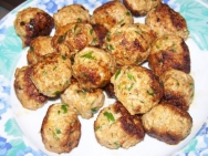 Albóndigas de bacalao y pimientos