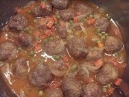 Albóndigas de pollo con salsa