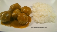 Albondigas de ternera en salsa de vino tinto.
