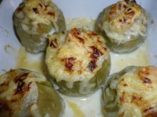 Alcachofa de Tudela rellena de centollo con vinagreta de morro de ternera de Navarra