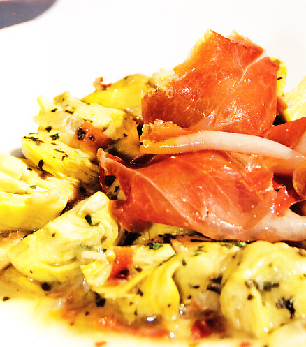 Alcachofas con jamón serrano