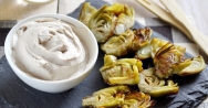 Alcachofas crujientes con crema de anchoas