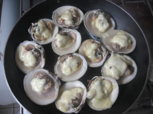 Almejas a la parmesana