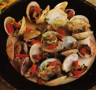 Almejas con pimientos asados