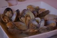 Almejas de Pedreña en salsa verde