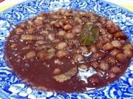 Alubias pintas al vino tinto