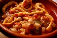 Anillas de calamar con legumbres