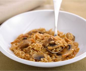 Arroz con espaldillas de cordero