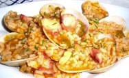 Arroz con pulpo, almejas y gambas