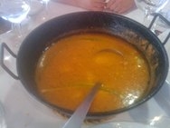 Arroz con pulpo en caldero