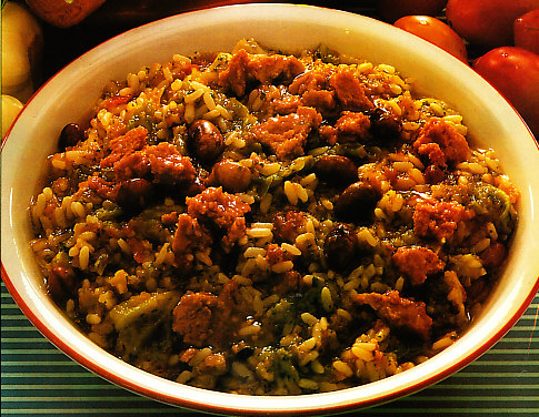 Arroz con salchichas