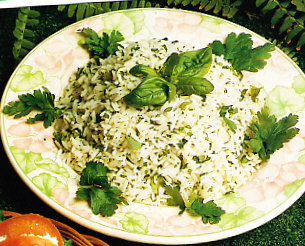 Arroz verde con piñones
