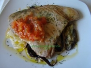 Atún asado