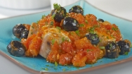 Atún con aceitunas negras