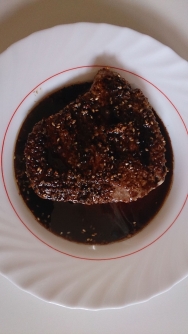 Atún con sésamo