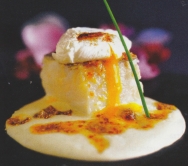 Bacalao con parmentier de patata y huevo espumado