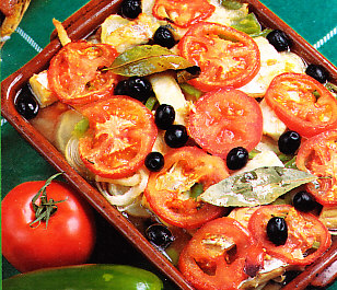 Bacalao con tomate y patatas