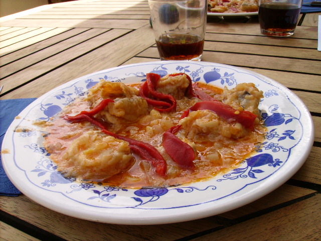 Bacalao en salsa roja