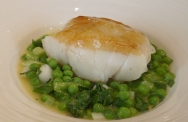 Bacalao frito con guisantes