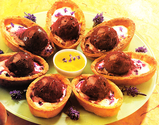 Barquitas con yogur y helado