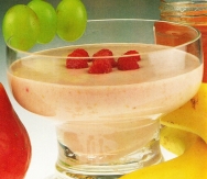 Batido de plátano, frambuesas y pera