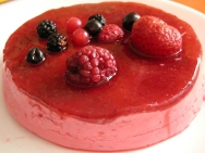 Bavaroise ligera con coulis de frambuesas