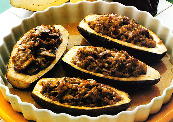 Berenjenas rellenas de carne y queso
