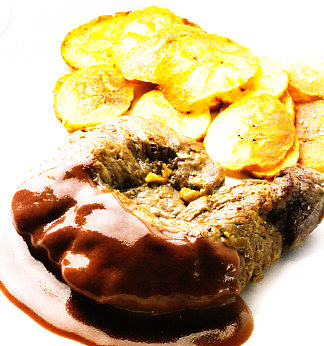 Bocado de la reina con salsa de Oporto