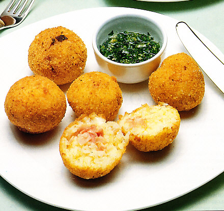 Bolas de arroz con queso