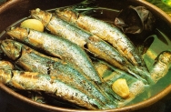 Boquerones al ajillo