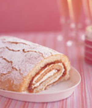 Brazo de gitano con mermelada de frambuesas