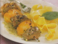 Brochetas de magret y melocotones