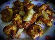 Brochetas de ternera marinadas al vino tinto