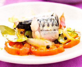 Caballa a la mediterránea
