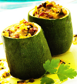 Calabacín relleno de champiñones y mollejas de pato