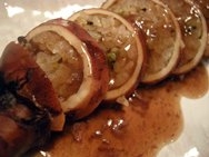 Calamar relleno de arroz (Ikameshi)