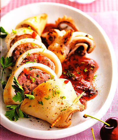 Calamares rellenos con frutos rojos