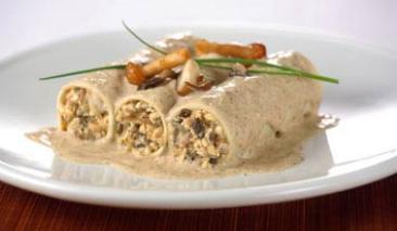 Canelones con setas y perfume de nécoras