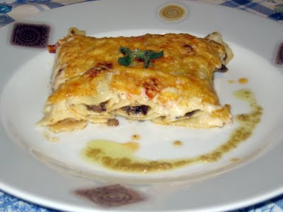 Canelones de merluza, gallo y langostinos