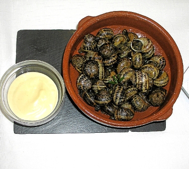 Caracoles al ajillo