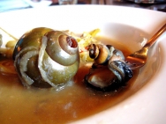 Caracoles caramelizados a la manzana