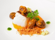 Caracoles con bacalao