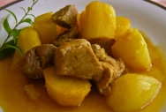 Cazón guisado con patatas