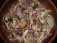 Cazuela de setas con jamón