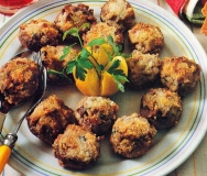 Champiñones rellenos de jamón y queso