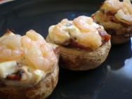 Champiñones rellenos de marisco