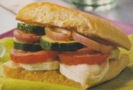 Chapata con hortalizas y queso de cabra