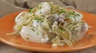 Chipirones encebollados