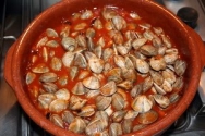 Chirlas con tomate